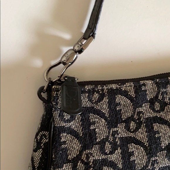 Dior Saddle Bag - Picture 7 of 9